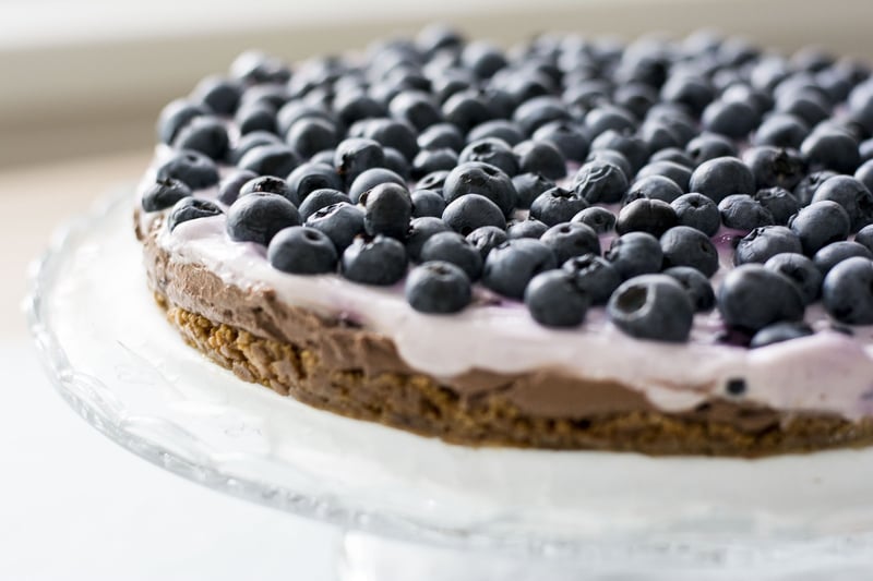 Planet-inspired Cakes
